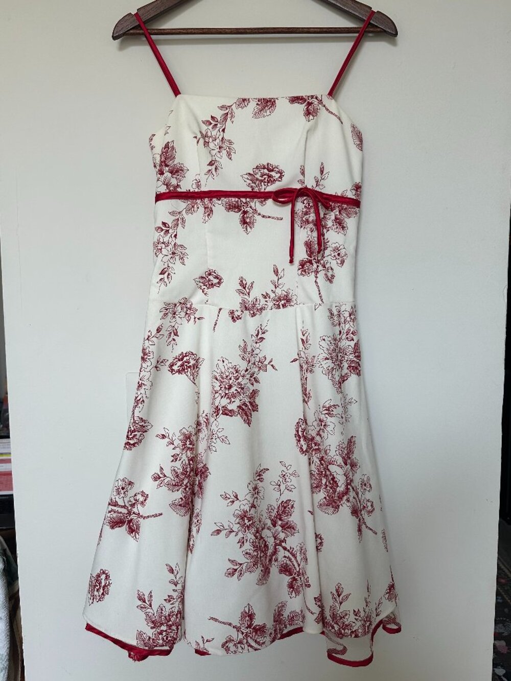 B. Darlin Vintage Y2K Red Floral Toile Cami Midi Dress Size 3/4 🌹